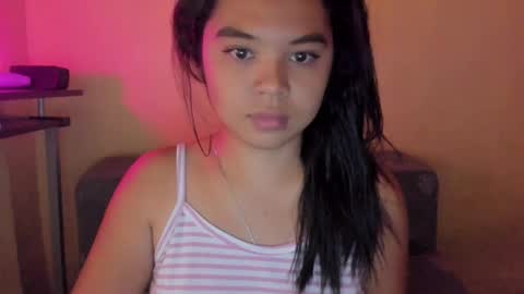 0wwlo0k online show from September 11, 8:22 am