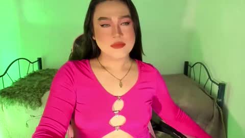 1lovelymess online show from February 18, 3:03 am