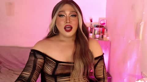 1lovelymess online show from July 12, 4:27 am