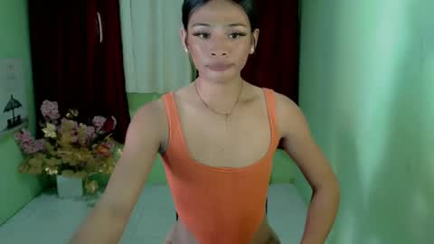 Kate flores online show from February 8, 4:57 am