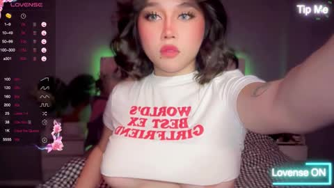 Snapshot of _nippleticklexxx chatting on September 15, 4:39 am Lily online show from September 15, 4:39 am