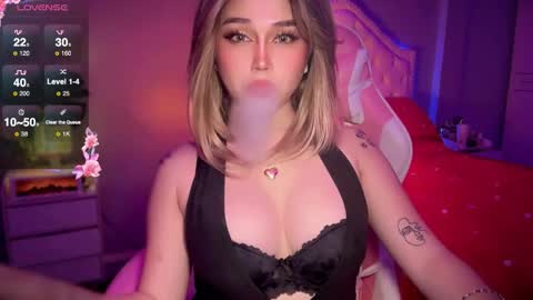 Snapshot of _nippleticklexxx chatting on October 26, 5:20 pm Lily online show from October 26, 5:20 pm