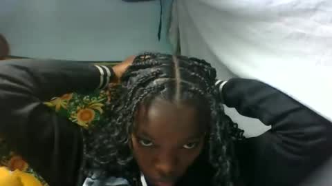 aadienne online show from June 13, 8:58 am