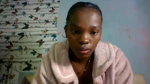 aadienne online show from July 27, 11:28 am