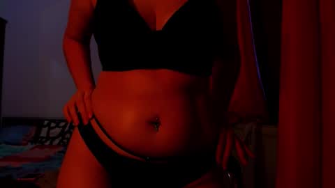 amy        online show from November 12, 2:16 pm