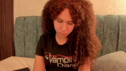 Aleera online show from April 11, 9:18 pm