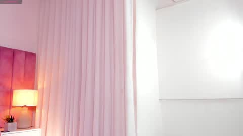 Alejandra Arango online show from December 5, 5:33 pm