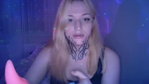 alexalarose online show from December 14, 9:21 pm