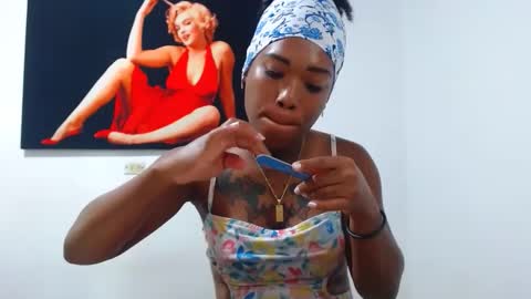 alexia_sinclaire24 online show from October 3, 11:38 pm