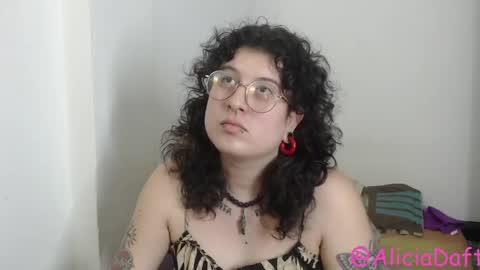 Alicia Aldara online show from May 25, 3:36 am