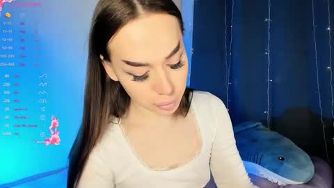 alina_39 online show from January 8, 1:48 pm