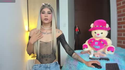 alisson online show from February 22, 1:25 pm