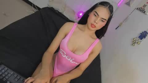 hello your lovely ALIYAH online show from October 22, 6:04 am