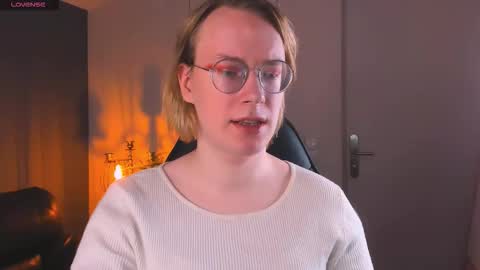 Hi im Amanda online show from October 5, 11:11 am