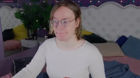 Hi im Amanda online show from April 8, 10:27 am