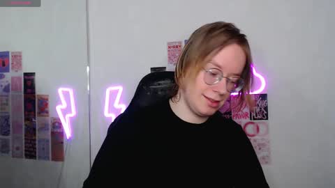 Hi im Amanda online show from April 10, 10:32 am