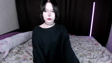 Snapshot of amelia__miller chatting on October 12, 4:20 pm Amelia online show from October 12, 4:20 pm