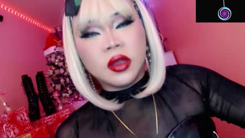 Queen Mireska online show from December 18, 4:01 pm