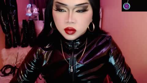 Queen Mireska online show from March 23, 4:56 pm