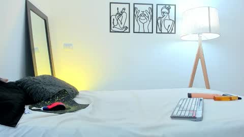 Andrea Cherry online show from March 4, 1:59 pm