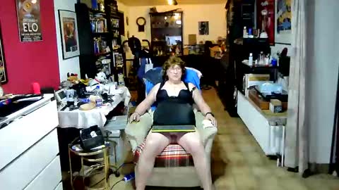 androgynia online show from January 16, 6:33 am