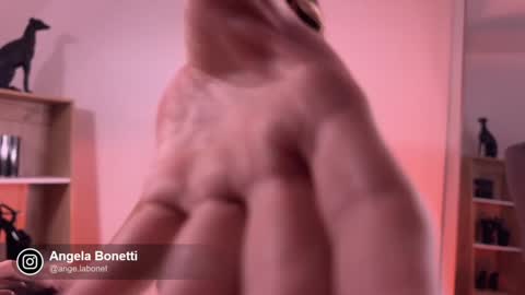 Angela Bonetti online show from December 13, 11:34 am