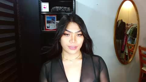 Angela online show from February 4, 6:04 am