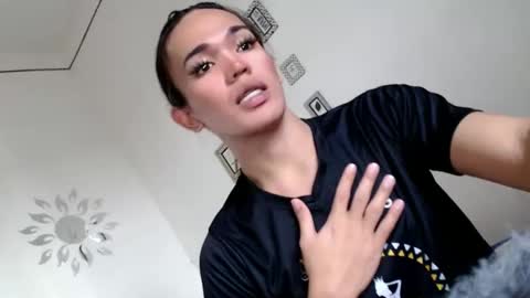 Yhanna online show from December 6, 8:54 am