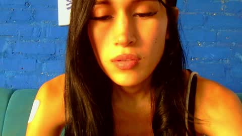 angelss666 online show from April 7, 9:38 pm