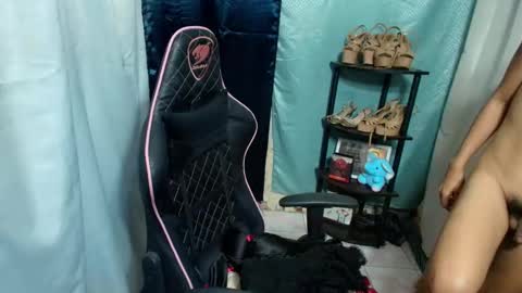 annebisyosa_angela online show from February 11, 6:10 am