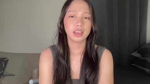 Annette 03 online show from November 18, 1:00 pm