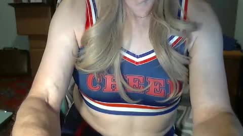 anniegurl online show from September 28, 9:08 am