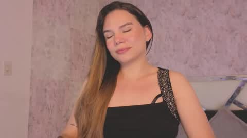 Isabella online show from April 16, 10:45 pm