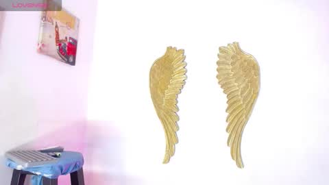 Sofia thomson online show from March 3, 9:44 pm