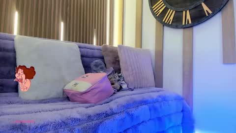 Ari  online show from November 19, 1:22 pm