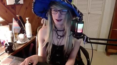 Ashley Scarlett online show from March 11, 10:03 pm