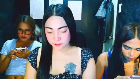 cherry online show from April 10, 2:01 pm