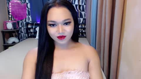 Snapshot of asian_suteishi chatting on December 22, 4:59 pm stacey online show from December 22, 4:59 pm