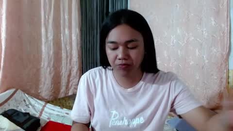 Snapshot of asian_suteishi chatting on February 19, 2:44 am stacey online show from February 19, 2:44 am