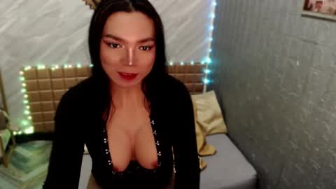 BELLA NOTCH online show from February 15, 10:25 am