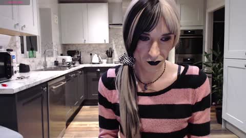 asluttyrose online show from January 10, 7:11 pm