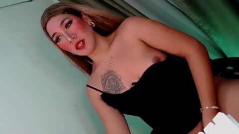 its me audrey online show from June 3, 9:29 pm