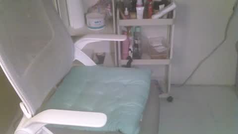 Rhian online show from March 7, 2:43 am