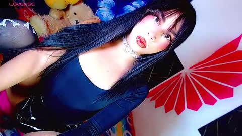 Tatii online show from February 1, 11:47 pm
