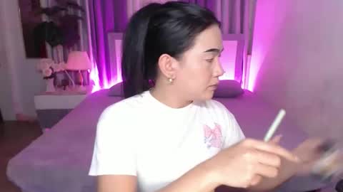   AMANDA  online show from April 17, 6:42 pm