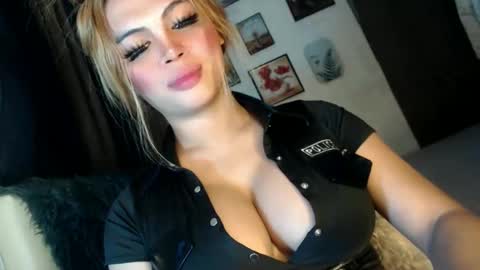 barbei online show from December 3, 2:42 am