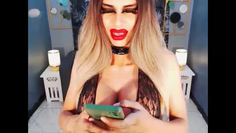 Loraine Cruz online show from February 12, 3:18 pm