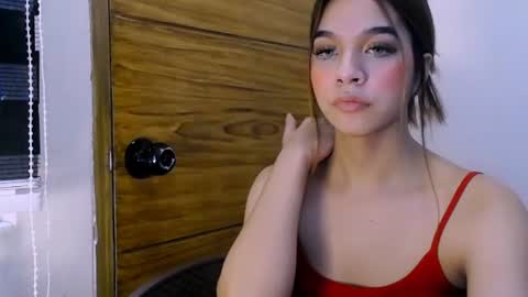 bigcock_hannah online show from June 23, 3:25 am