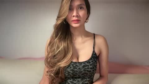 Snapshot of bigsurprise4u chatting on February 23, 1:31 pm Yna     online show from February 23, 1:31 pm