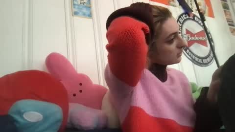 Snapshot of boywithbug chatting on February 22, 5:13 pm boywithbug online show from February 22, 5:13 pm